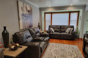 14529 S Emerald Ave, Riverdale, IL 60827 - Photo 4