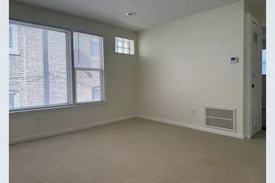 11137 S Emerald Avenue #2R, Chicago, IL 60628 - Photo 2