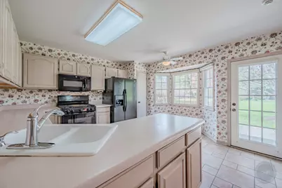 8444 Sandalwood Court, Darien, IL 60561 - Photo 12