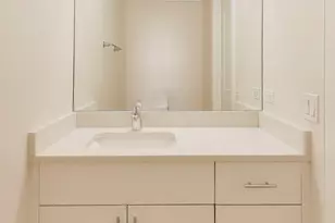 [Address not provided], Chicago, IL 60607 - Photo 8