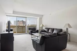 1720 Maple St, Evanston, IL 60201 - Photo 6