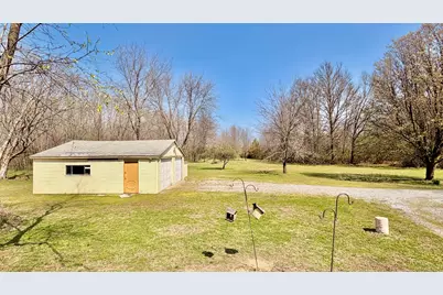 800 W McCord Street, Centralia, IL 62801 - Photo 10