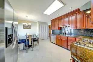 5000 Pratt Ave, Skokie, IL 60077 - Photo 14