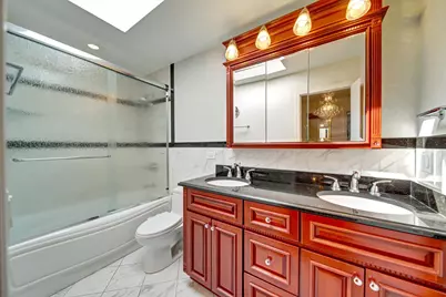 5000 Pratt Avenue, Skokie, IL 60077 - Photo 20