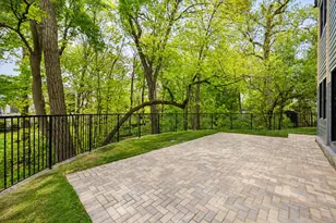 120 Crescent Dr, Glencoe, IL 60022 - Photo 26