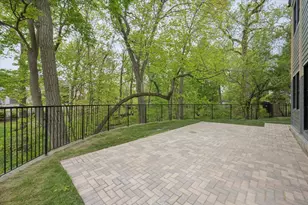 120 Crescent Dr, Glencoe, IL 60022 - Photo 34