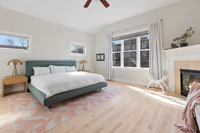 2131 W Melrose Street, Chicago, IL 60618 - Photo 12