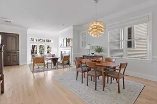 2131 W Melrose St, Chicago, IL 60618 - Photo 4