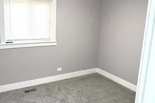 9339 S Burnside Ave, Chicago, IL 60619 - Photo 14