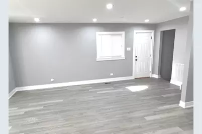 9339 S Burnside Avenue, Chicago, IL 60619 - Photo 6