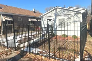 9339 S Burnside Ave, Chicago, IL 60619 - Photo 30