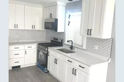 9339 S Burnside Avenue, Chicago, IL 60619 - Photo 6