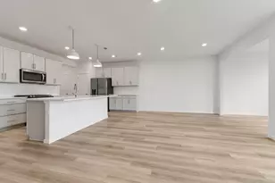 672 Switchgrass Wy, Bolingbrook, IL 60490 - Photo 6