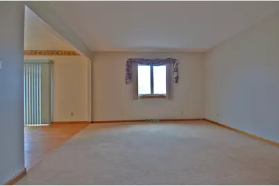 311 S Otter Creek Road, Streator, IL 61364 - Photo 4