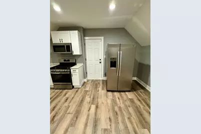 2713 W Gladys Avenue #3, Chicago, IL 60612 - Photo 8