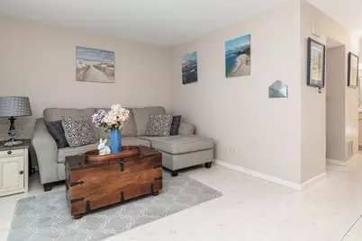 556 Chard Court, Grayslake, IL 60030 - Photo 4