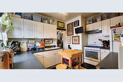 1925 W Belle Plaine Avenue #3F, Chicago, IL 60613 - Photo 6