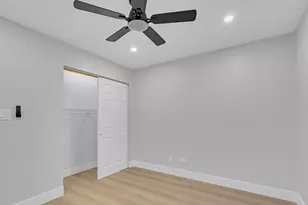 10347 Dearlove Rd, Glenview, IL 60025 - Photo 16