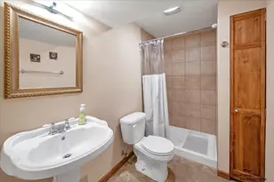 225 Sundance Trail, Capron, IL 61012 - Photo 24