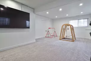 1825 N Wilmot Ave, Chicago, IL 60647 - Photo 18