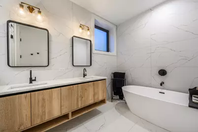 1528 N Elk Grove Avenue #1, Chicago, IL 60622 - Photo 18