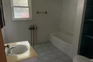 224 S Main St, Kingston, IL 60145 - Photo 6