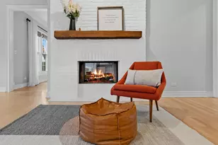 39W553 Sheldon Ln, Geneva, IL 60134 - Photo 10