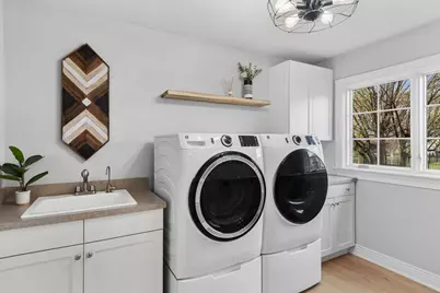 39W553 Sheldon Lane, Geneva, IL 60134 - Photo 18