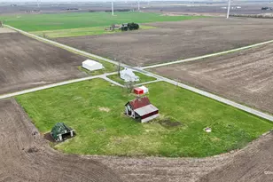 724 E 2600 North Rd, Penfield, IL 61862 - Photo 36