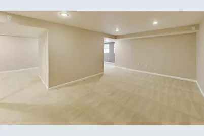 684 Regent Lane, Prospect Heights, IL 60070 - Photo 30