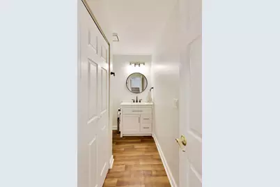 684 Regent Lane, Prospect Heights, IL 60070 - Photo 18