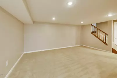 684 Regent Lane, Prospect Heights, IL 60070 - Photo 32
