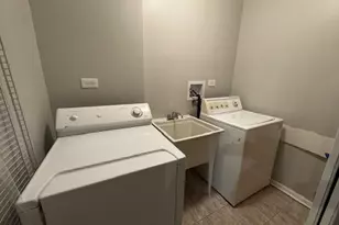 6412 S Greenwood Ave, Chicago, IL 60637 - Photo 2