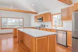 39763 N Rena Ave, Antioch, IL 60002 - Photo 2