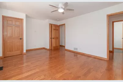 39763 N Rena Avenue, Antioch, IL 60002 - Photo 12