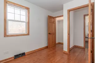 39763 N Rena Ave, Antioch, IL 60002 - Photo 8