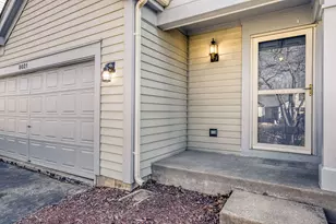 6021 Golfview Dr, Gurnee, IL 60031 - Photo 8