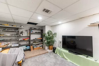 6117 N Washtenaw Avenue, Chicago, IL 60659 - Photo 26