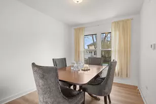 2512 Leach Dr, Naperville, IL 60564 - Photo 12