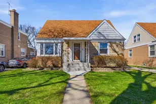 1946 Portsmouth Ave, Westchester, IL 60154 - Photo 1