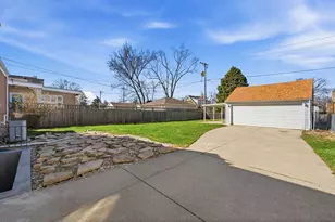 1946 Portsmouth Ave, Westchester, IL 60154 - Photo 24