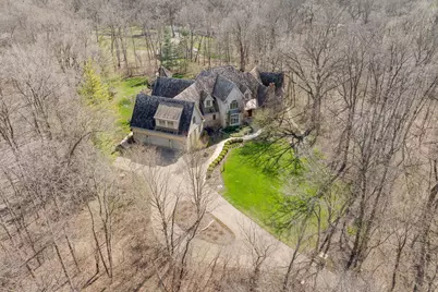 33W551 Hub Road, Wayne, IL 60184 - Photo 4