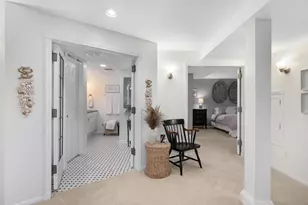 317 E Walnut St, Hinsdale, IL 60521 - Photo 30