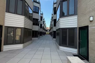 5747 N Sheridan Rd, Chicago, IL 60660 - Photo 26