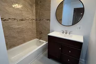 5747 N Sheridan Rd, Chicago, IL 60660 - Photo 16