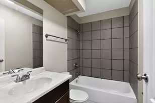 193 Jeffrey Ln, Bolingbrook, IL 60440 - Photo 10