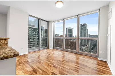 200 W Grand Avenue #2103, Chicago, IL 60654 - Photo 4