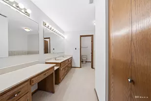 9832 Terrace Ct E, Palos Park, IL 60464 - Photo 16