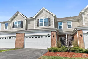 1204 Draper Rd, McHenry, IL 60050 - Photo 1