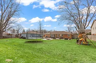 8836 W 93rd Pl, Hickory Hills, IL 60457 - Photo 22